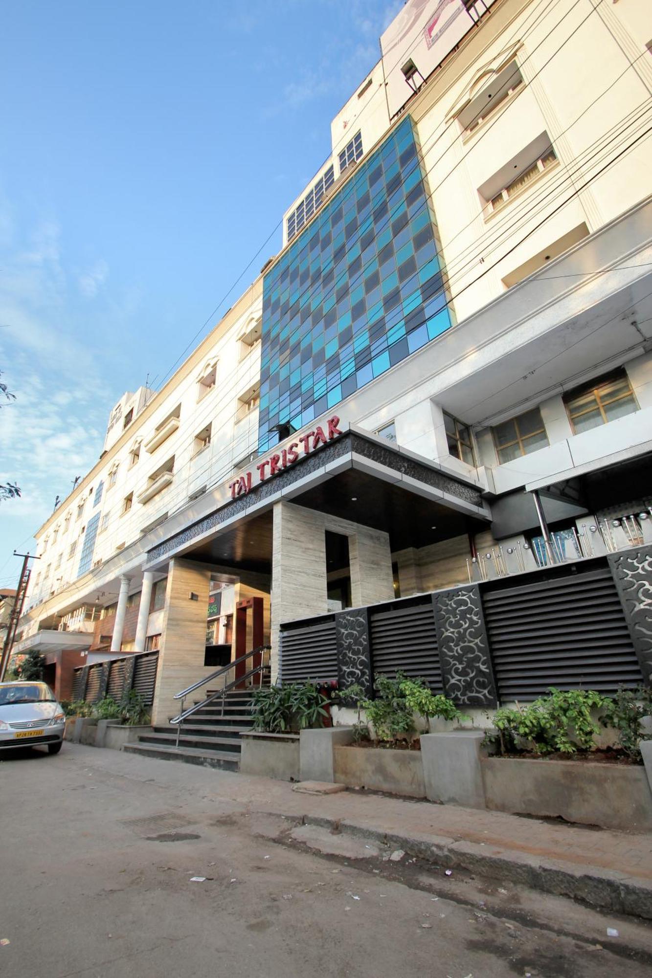 Hotel Taj Tristar Hyderabad Exterior foto